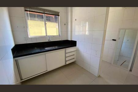 Cozinha de apartamento para alugar com 3 quartos, 150m² em Estoril, Belo Horizonte