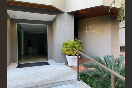 Apartamento à venda com 160m², 4 quartos e 3 vagas