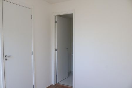 Quarto de apartamento para alugar com 1 quarto, 26m² em Parque Industrial Tomas Edson, São Paulo
