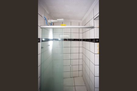 Banheiro social de casa para alugar com 1 quarto, 130m² em Serraria, Diadema