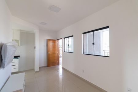 Sala e Cozinha de apartamento para alugar com 2 quartos, 40m² em Vila Jacuí, São Paulo