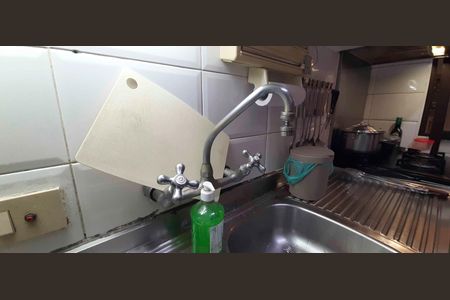 Casa à venda com 4 quartos, 300m² em Parque Continental, Osasco