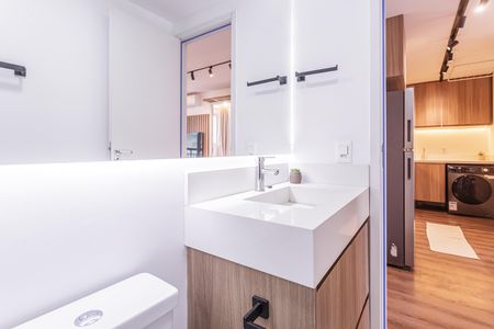 Apartamento para alugar com 37m², 2 quartos e sem vaga Apartamento para alugar com 37m², 2 quartos e sem vagaBanheiro