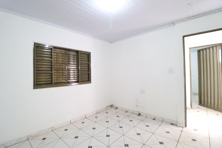 Casa para alugar com 82m², 2 quartos e 5 vagasQuarto 1