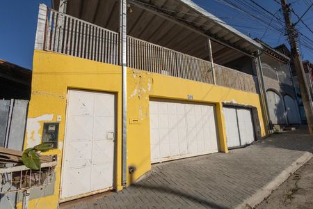 Casa para alugar com 60m², 1 quarto e 1 vaga Casa para alugar com 60m², 1 quarto e 1 vagaFachada