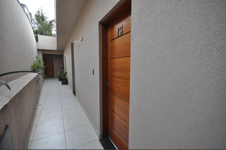 Hall de entrada de apartamento para alugar com 2 quartos, 45m² em Vila Albertina, São Paulo