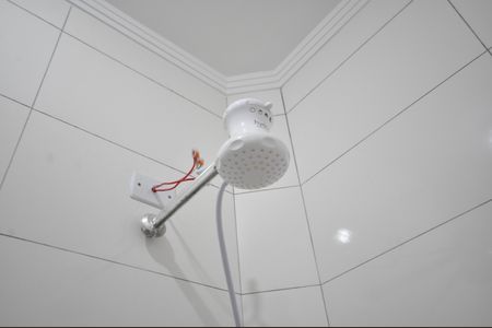 Banheiro de apartamento para alugar com 2 quartos, 45m² em Vila Albertina, São Paulo