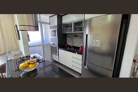 Apartamento à venda com 2 quartos, 56m² em Vila Ema, São Paulo