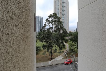 Vista - Área de Serviço de apartamento para alugar com 2 quartos, 63m² em Loteamento Mogilar, Mogi das Cruzes