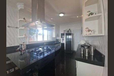 Casa à venda com 430m², 5 quartos e 6 vagas
