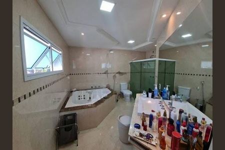 Casa à venda com 430m², 5 quartos e 6 vagas