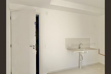 Cozinha de apartamento para alugar com 2 quartos, 32m² em Jardim Pereira Leite, São Paulo