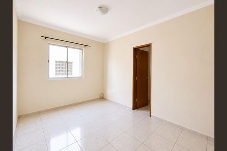 Sala de apartamento para alugar com 1 quarto, 45m² em Santa Genoveva, Goiânia