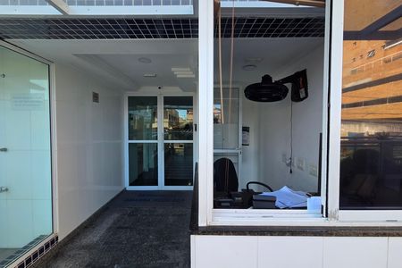 Apartamento para alugar com 64m², 2 quartos e 1 vaga Apartamento para alugar com 64m², 2 quartos e 1 vagaFachada e portaria