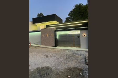 Casa à venda com 3 quartos, 160m² em Tropical, Contagem