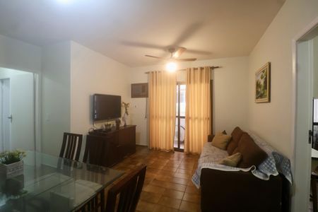 Apartamento para alugar com 2 quartos, 60m² em Jardim Las Palmas, Guarujá