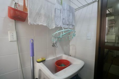 Apartamento para alugar com 60m², 2 quartos e 1 vagaÁrea de Serviço