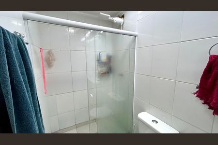 Apartamento para alugar com 69m², 2 quartos e 1 vaga Apartamento para alugar com 69m², 2 quartos e 1 vagaBanheiro 1