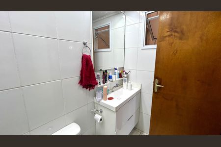 Apartamento para alugar com 69m², 2 quartos e 1 vaga Apartamento para alugar com 69m², 2 quartos e 1 vagaBanheiro 1