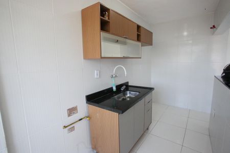 Cozinha de apartamento para alugar com 2 quartos, 63m² em Taquara, Rio de Janeiro