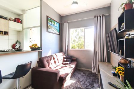Sala de apartamento à venda com 2 quartos, 48m² em Vila Carmosina, São Paulo