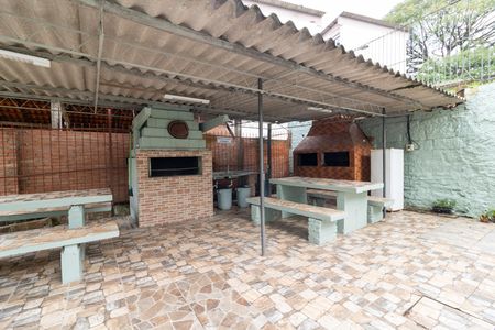 Área comum - Churrasqueira de apartamento para alugar com 1 quarto, 38m² em Santo Antônio, Porto Alegre
