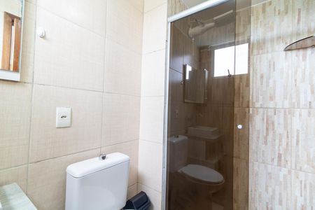 Banheiro de apartamento para alugar com 1 quarto, 38m² em Santo Antônio, Porto Alegre