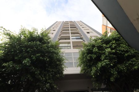Apartamento à venda com 55m², 2 quartos e 1 vagaFachada