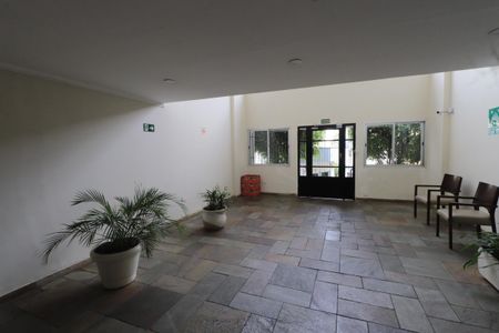 Apartamento à venda com 55m², 2 quartos e 1 vagaHall social