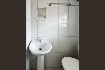 Banheiro Social de casa para alugar com 1 quarto, 45m² em Vila Washington, São Bernardo do Campo
