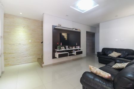 Casa à venda com 5 quartos, 268m² em Vila Aparecida, São Paulo
