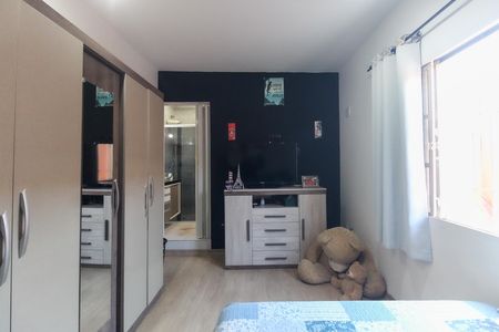 Suíte 2 de casa à venda com 5 quartos, 268m² em Vila Aparecida, São Paulo
