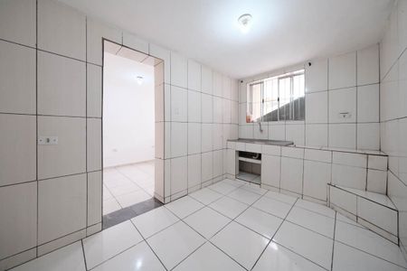 Cozinha e Área de Serviço de casa para alugar com 1 quarto, 50m² em Vila Londrina, São Paulo