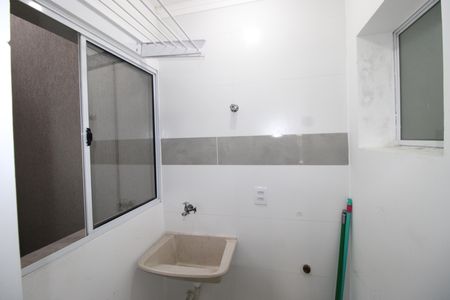 Área de Serviço de apartamento para alugar com 2 quartos, 45m² em Jardim Nossa Senhora do Carmo, São Paulo