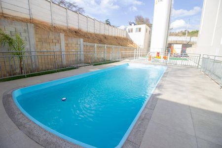 Área comum - Piscina de apartamento para alugar com 2 quartos, 48m² em Chácara Contagem, Contagem