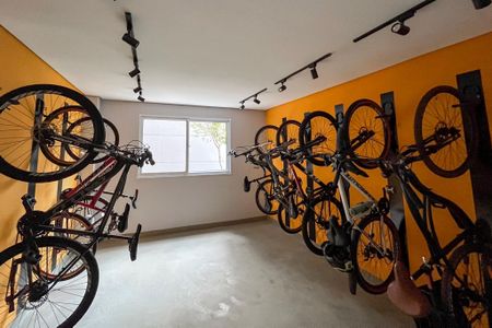 Bicicletario de apartamento à venda com 2 quartos, 29m² em Vila Santo Estefano, São Paulo