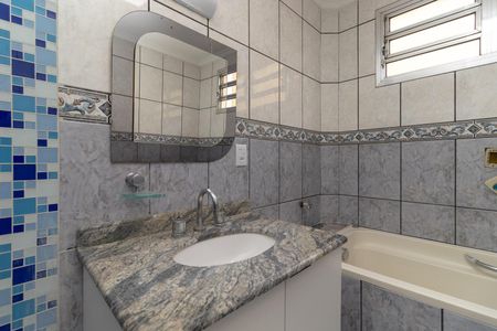 Banheiro de apartamento para alugar com 4 quartos, 151m² em Chácara Mafalda, São Paulo