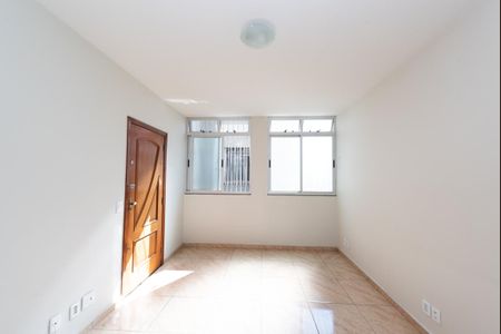 Sala de apartamento para alugar com 3 quartos, 66m² em Novo Eldorado, Contagem