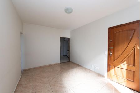 Sala de apartamento para alugar com 3 quartos, 66m² em Novo Eldorado, Contagem