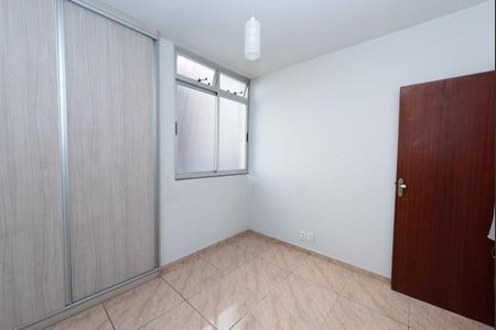 Quarto 1 de apartamento para alugar com 3 quartos, 66m² em Novo Eldorado, Contagem