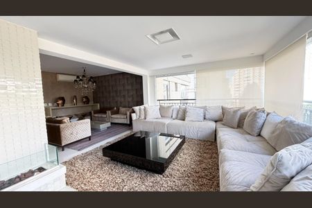 Apartamento para alugar com 4 quartos, 265m² em Vila Mariana, São Paulo