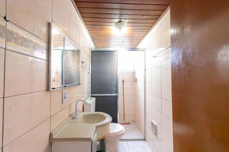 Banheiro de apartamento para alugar com 2 quartos, 50m² em Vila Sapopemba, São Paulo