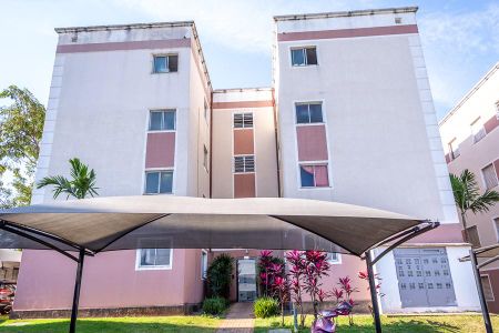 Apartamento para alugar com 47m², 2 quartos e 1 vaga Apartamento para alugar com 47m², 2 quartos e 1 vagaFachada do bloco