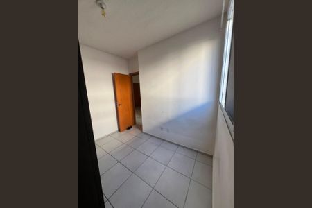 Quarto de apartamento para alugar com 2 quartos, 45m² em Cerejeira (Justinópolis), Ribeirão das Neves
