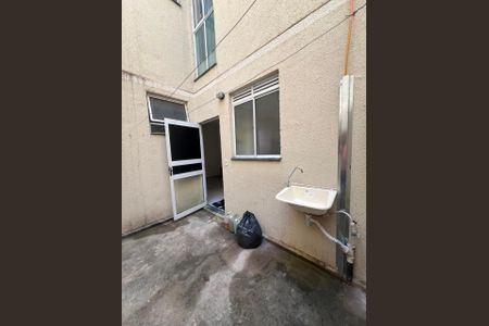 Área externa de apartamento para alugar com 2 quartos, 45m² em Cerejeira (Justinópolis), Ribeirão das Neves