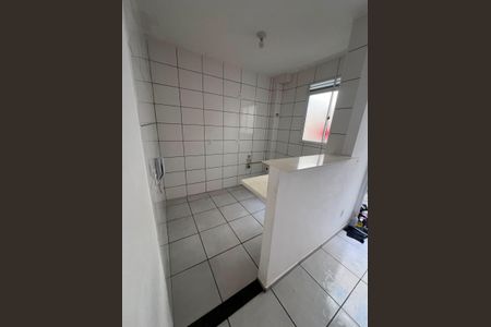 Cozinha de apartamento para alugar com 2 quartos, 45m² em Cerejeira (Justinópolis), Ribeirão das Neves
