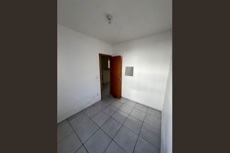Quarto de apartamento para alugar com 2 quartos, 45m² em Cerejeira (Justinópolis), Ribeirão das Neves
