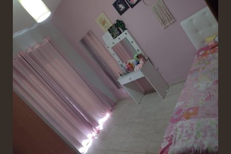 Quarto de casa para alugar com 3 quartos, 230m² em Taquara, Rio de Janeiro