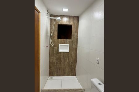 Banheiro de casa para alugar com 3 quartos, 230m² em Taquara, Rio de Janeiro
