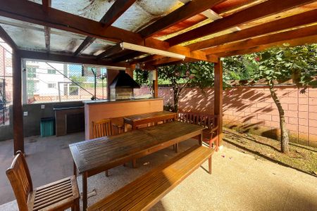 Apartamento para alugar com 47m², 2 quartos e 1 vaga Apartamento para alugar com 47m², 2 quartos e 1 vagaÁrea comum - Churrasqueira